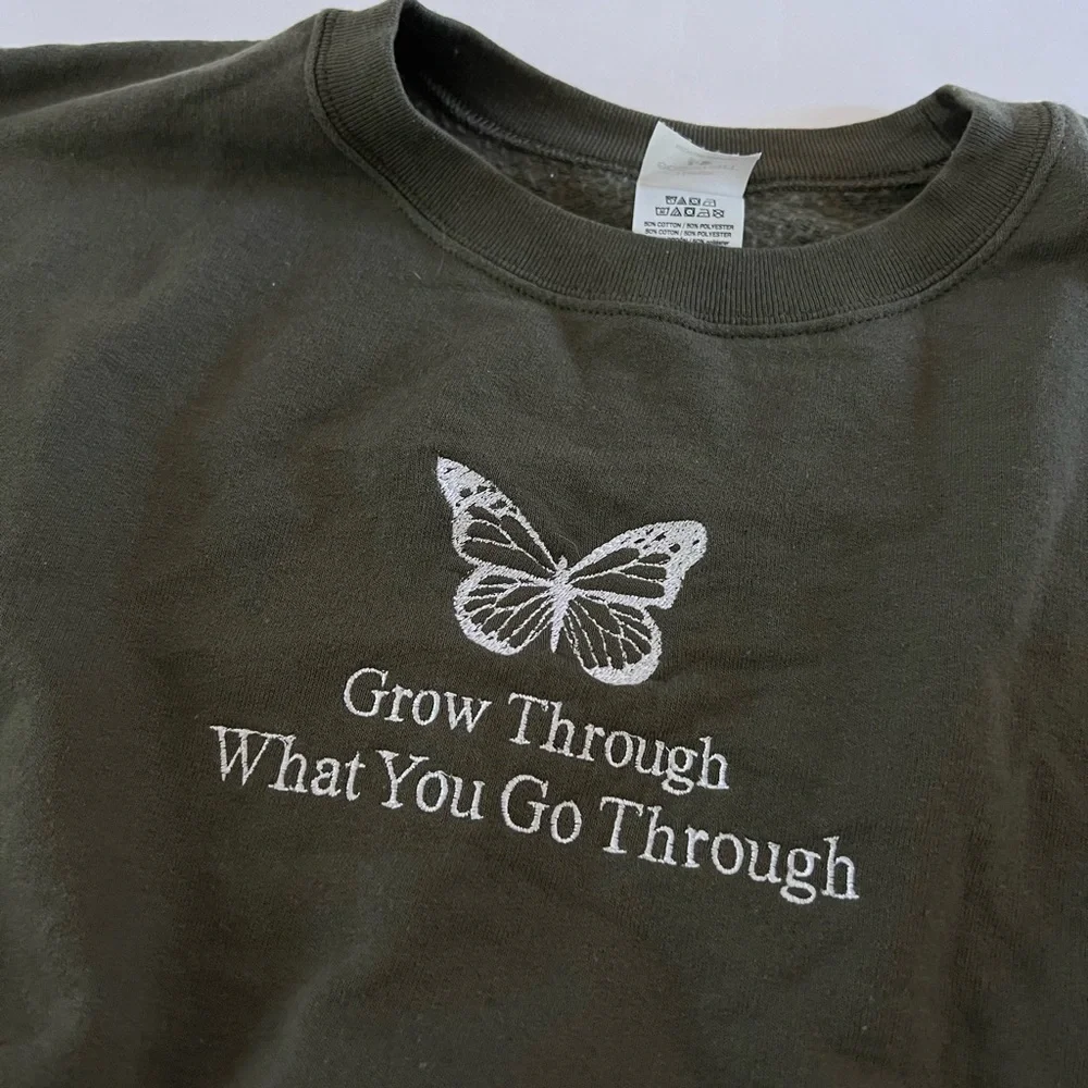 Olive Green Women's Sweater - Picture 2 of 4